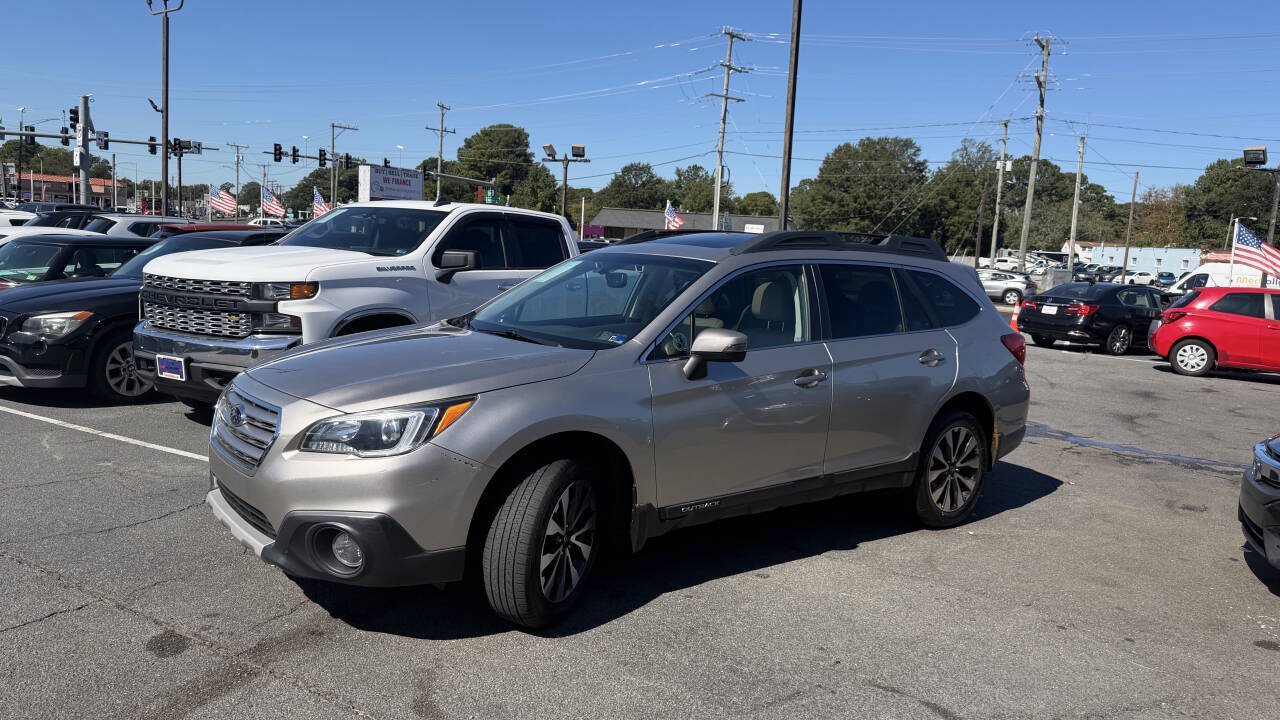 Used 2016 Subaru Outback 3.6R Limited AWD/4WD image 1