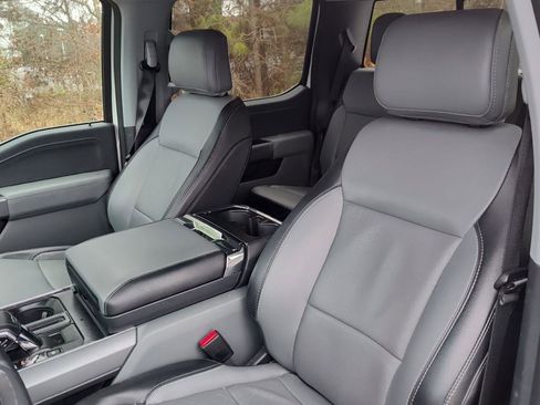 Used 2023 Ford F150 Lariat w/ Equipment Group 502A High image 13