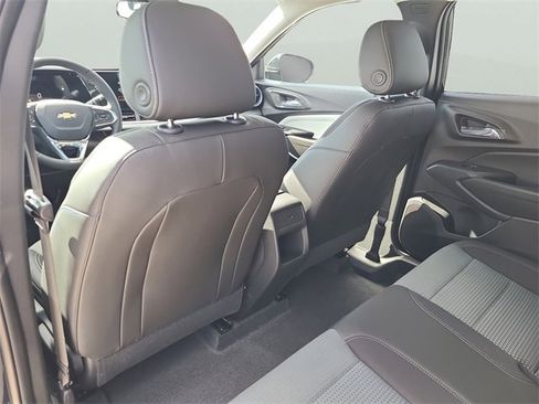 New 2026 Chevrolet Trax LT w/ Driver Confidence Package image 13