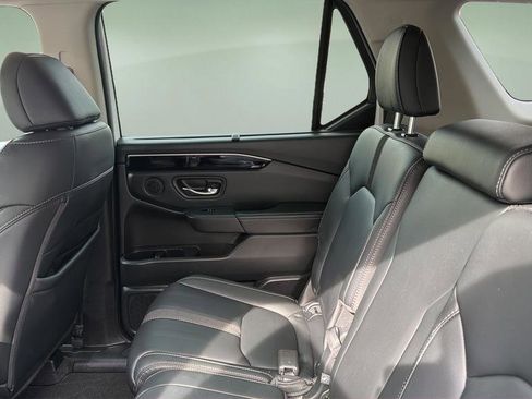 Used 2023 Honda Pilot EX-L image 15