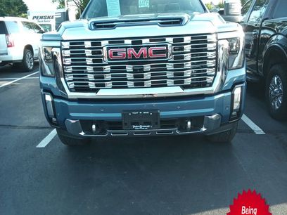 Used 2024 GMC Sierra 2500 Denali w/ Technology Package