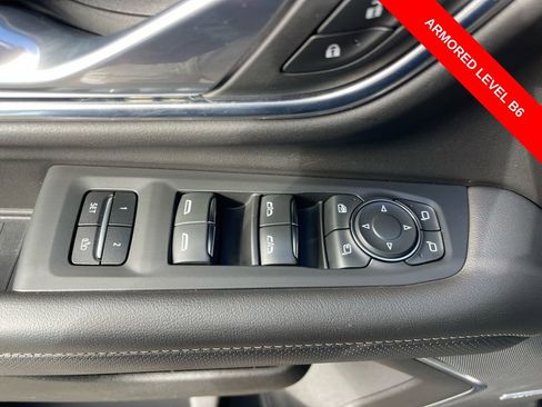 Used 2021 Chevrolet Suburban Premier w/ Premium Package image 30