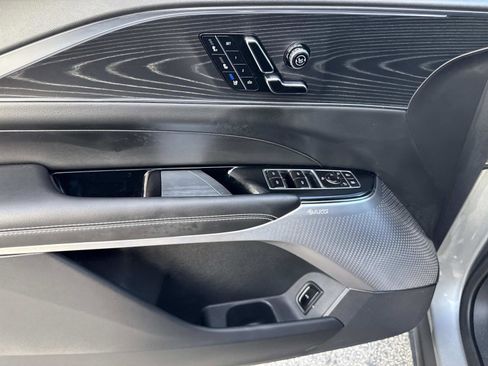 Used 2025 Cadillac Lyriq Sport image 20