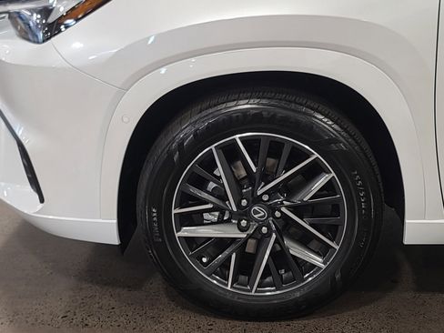 Used 2026 Lexus TX 350 AWD w/ Technology Package image 13