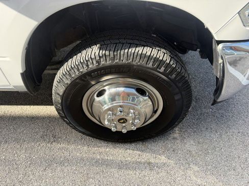 Used 2018 RAM 3500 Tradesman w/ Ambulance Prep Group AWD/4WD image 16