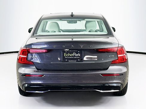 Used 2024 Volvo S60 B5 Plus image 7
