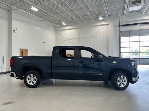 Used 2022 GMC Sierra 1500 Pro w/ Pro Value Package AWD/4WD image 5