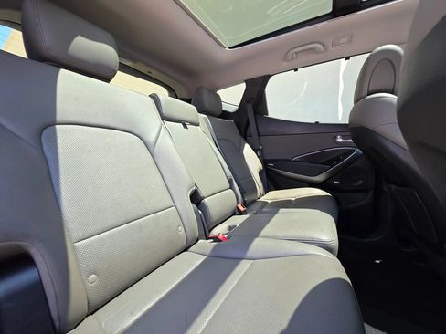 Used 2017 Hyundai Santa Fe Sport FWD image 16