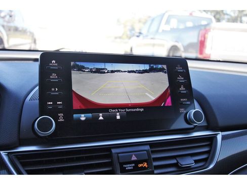 Used 2022 Honda Accord Sport image 25