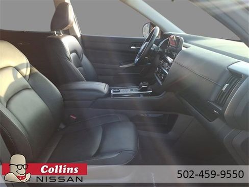 Certified 2023 Nissan Pathfinder SL image 13