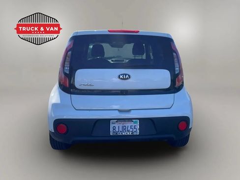 Used 2019 Kia Soul FWD image 5