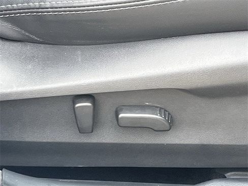 Used 2023 Subaru Outback Limited w/ Popular Package #2 image 30