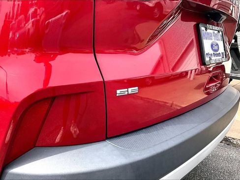 Used 2022 Ford Escape SE w/ Convenience Package FWD image 7