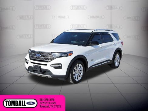 Used 2023 Ford Explorer King Ranch w/ Technology Package RWD image 3