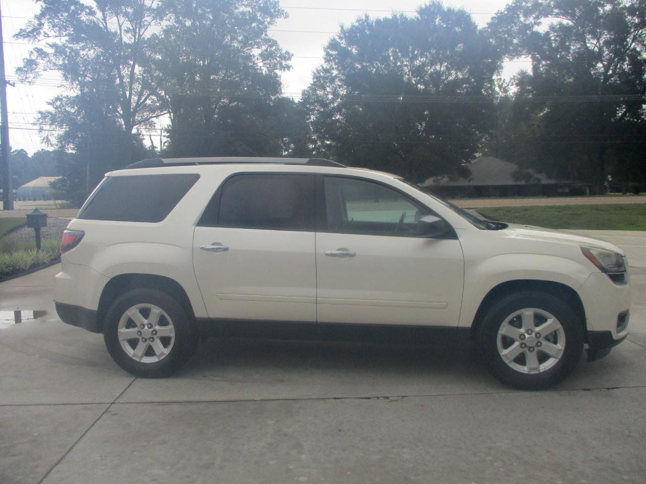 Used 2015 GMC Acadia SLE FWD image 8