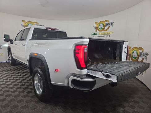Certified 2024 GMC Sierra 3500 Denali Ultimate image 32