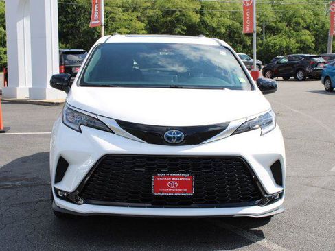 Certified 2023 Toyota Sienna XSE w/ XSE Plus Package AWD/4WD image 7