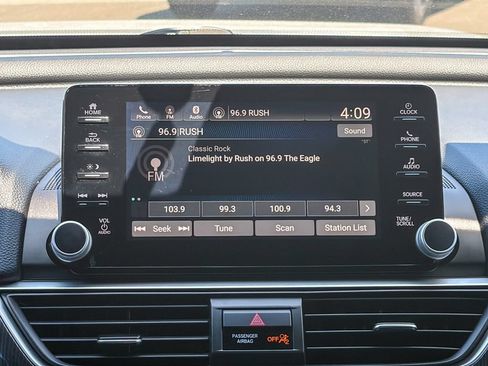 Used 2019 Honda Accord Sport image 17
