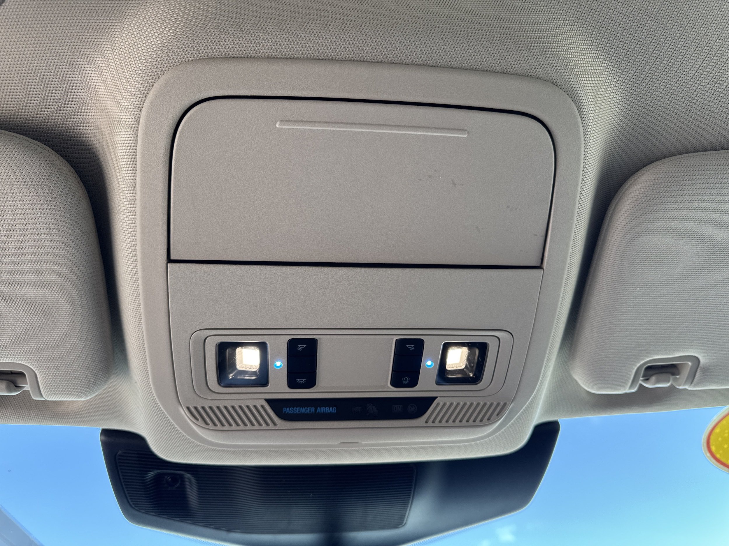 Used 2023 Ford Explorer XLT AWD/4WD image 24