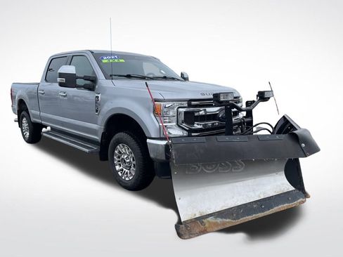 Used 2021 Ford F350 XLT w/ XLT Premium Package AWD/4WD image 8