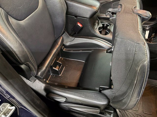 Used 2014 Jeep Cherokee Limited AWD/4WD image 28