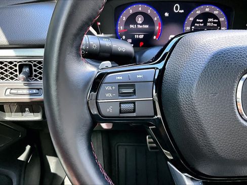 Certified 2025 Acura Integra A-Spec FWD image 22