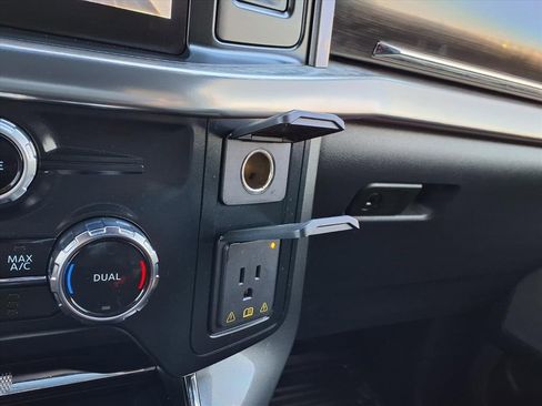 Used 2023 Ford F150 Lariat w/ Equipment Group 502A High image 36