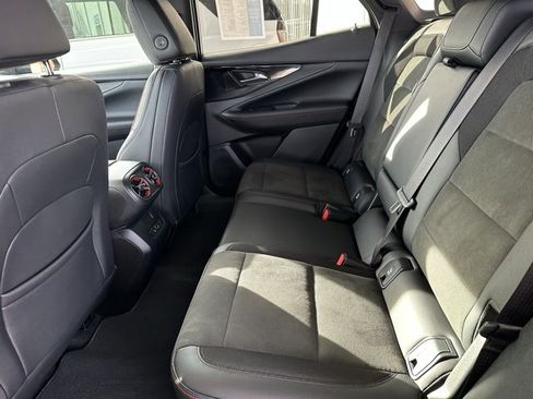 Certified 2024 Chevrolet Blazer EV RS image 24