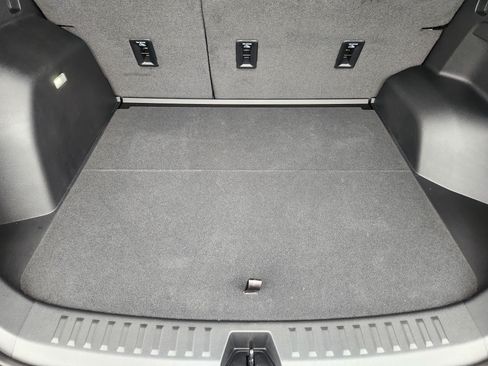 Used 2026 Chevrolet Equinox RS w/ Convenience Package III FWD image 33