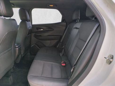 Used 2023 Chevrolet TrailBlazer RS w/ Sun and Liftgate Package image 19