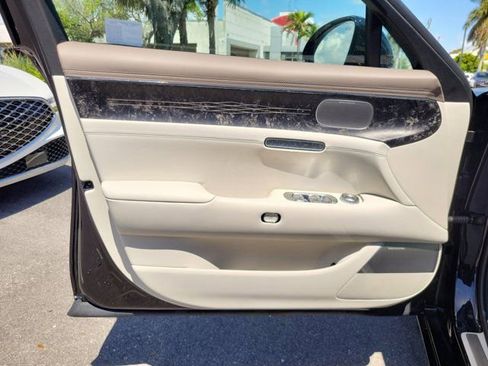 Used 2025 Genesis G90 3.5T AWD/4WD image 21