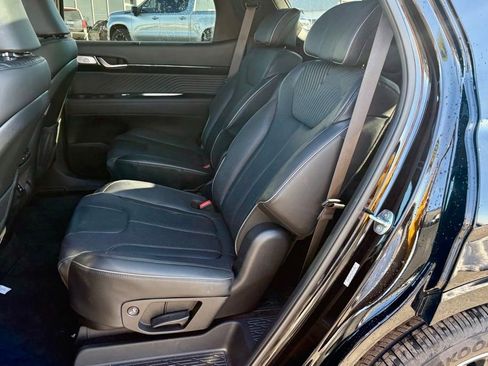 Used 2024 Hyundai Palisade Calligraphy image 50