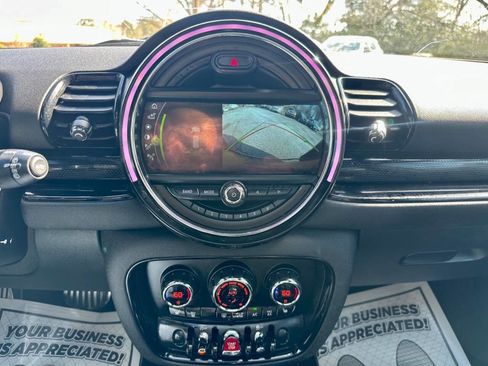 Used 2017 MINI Cooper Clubman image 25