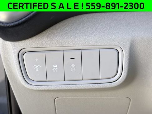 Certified 2025 Kia Soul LX w/ LX Technology Package FWD image 22