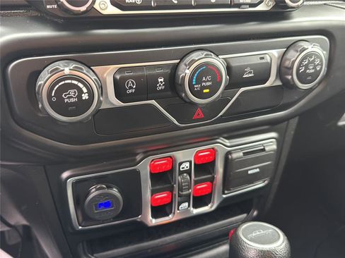 Used 2020 Jeep Gladiator Sport w/ Quick Order Package 24S image 23