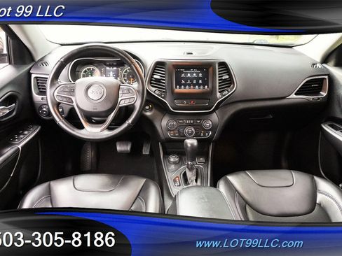 Used 2019 Jeep Cherokee Latitude Plus w/ Cold Weather Group image 2