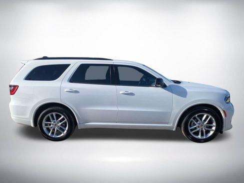 Used 2024 Dodge Durango GT RWD image 2