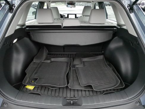 Certified 2023 Toyota Corolla Cross L AWD/4WD image 18