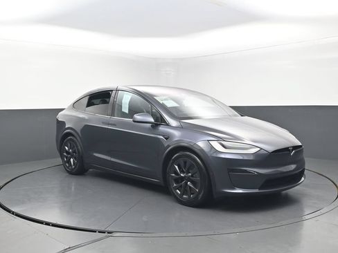 Used 2023 Tesla Model X AWD/4WD image 5