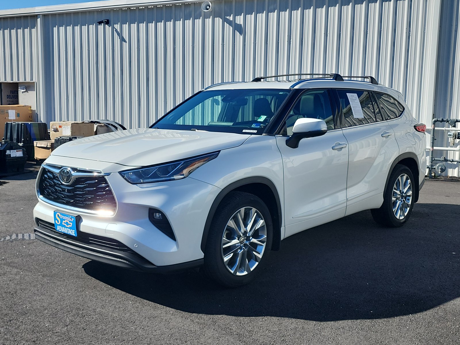 Used 2021 Toyota Highlander Limited AWD/4WD image 1
