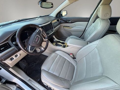 Used 2017 GMC Acadia Denali w/ Technology Package image 6