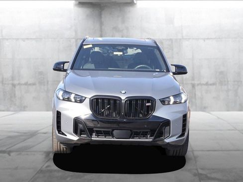 Used 2025 BMW X5 M60i image 4