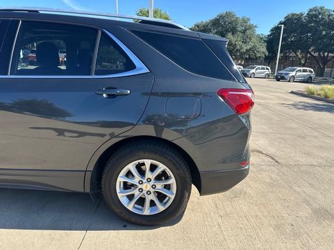 Used 2018 Chevrolet Equinox LT w/ Sun & Infotainment Package FWD image 7
