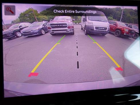 Used 2022 Jeep Grand Cherokee L Limited image 17