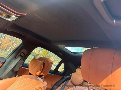 Used 2023 Mercedes-Benz S 500 S 500 4MATIC Sedan w/ AMG Line image 11