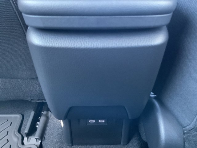 New 2027 Toyota Prius LE FWD image 15