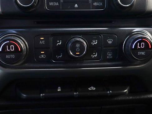 Used 2018 Chevrolet Silverado 1500 LT w/ All Star Edition AWD/4WD image 37