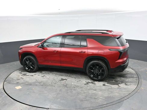 Used 2024 Chevrolet Traverse RS w/ LPO, Floor Liner Package AWD/4WD image 36