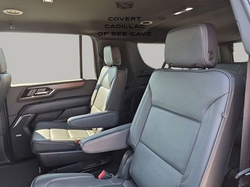 Used 2025 GMC Yukon XL Denali image 22