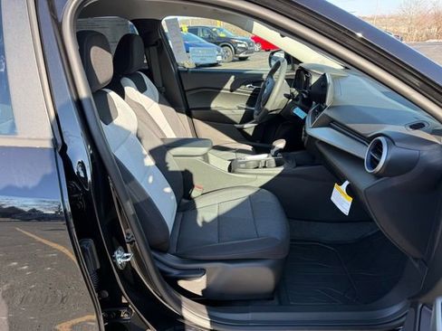 New 2026 Chevrolet Trax LS w/ LS Convenience Package FWD image 21